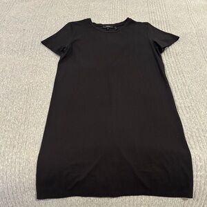 Theory Black Short Sleeve Crewneck Shift Dress